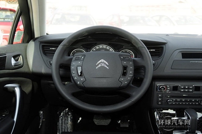 2013款 2.3L 自動尊馭型