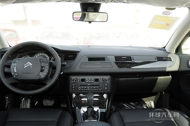 2013款 2.3L 自動尊馭型