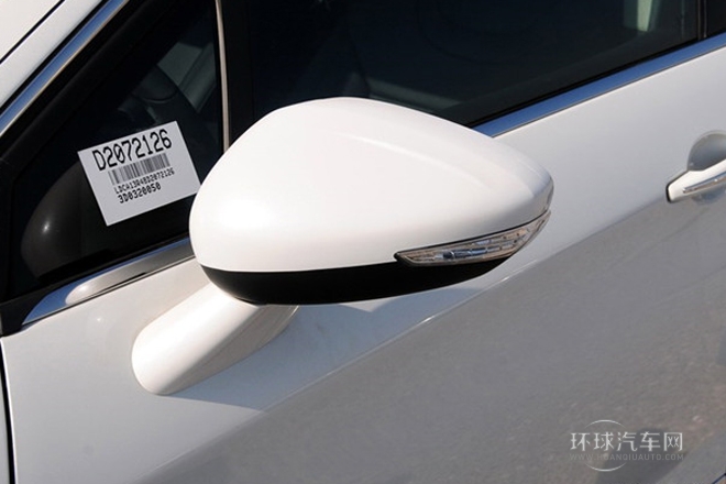 2013款 2.3L 自動尊馭型