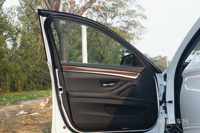 2014款 525Li 風(fēng)尚設(shè)計套裝