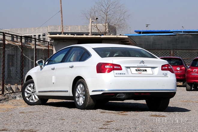 2013款 2.3L 自動尊馭型