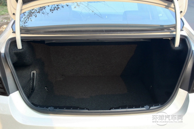 2014款 525Li 風(fēng)尚設(shè)計(jì)套裝