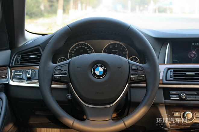 2014款 525Li 風(fēng)尚設(shè)計(jì)套裝