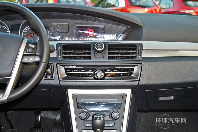 2013款 三廂 1.8L 手動超值版