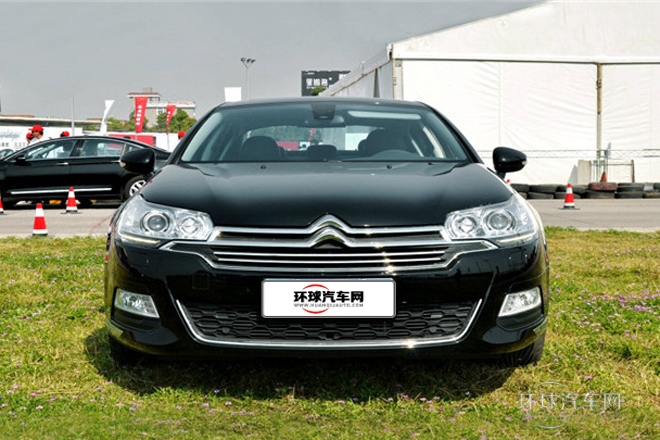 2013款 2.3L 自動(dòng)豪華型