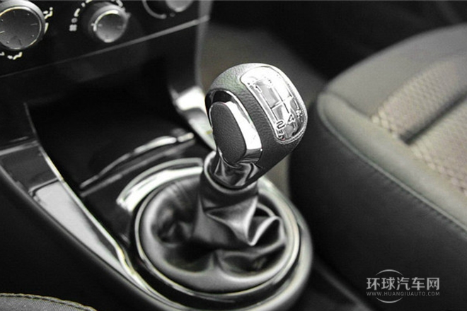 2014款 VTS版 2.0L 自動品悅型