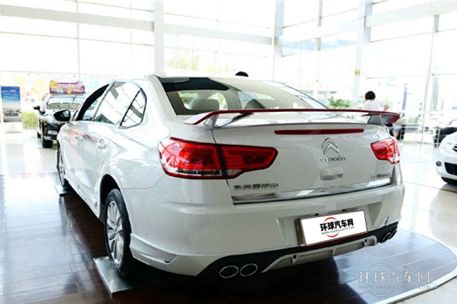 2014款 VTS版 2.0L 自動品悅型