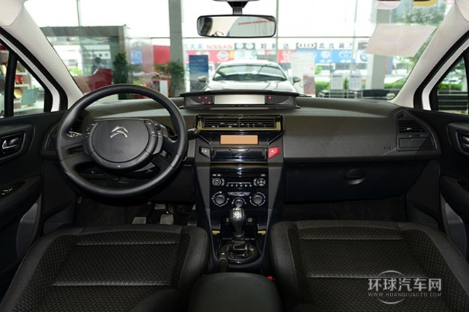 2014款 VTS版 2.0L 手動(dòng)品悅型