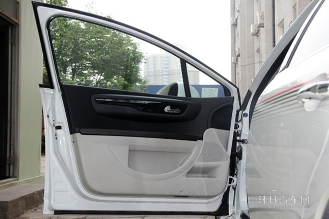 2014款 VTS版 1.6L 自動品享型