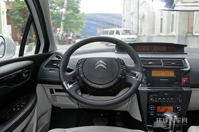 2014款 VTS版 1.6L 自動(dòng)品享型