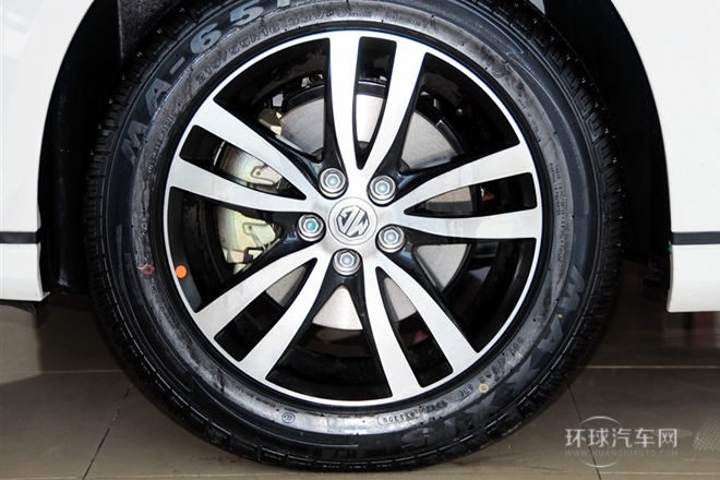 2013款 掀背 1.8L 自動駕值版