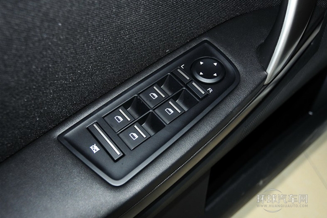 2013款 掀背 1.8L 自動駕值版