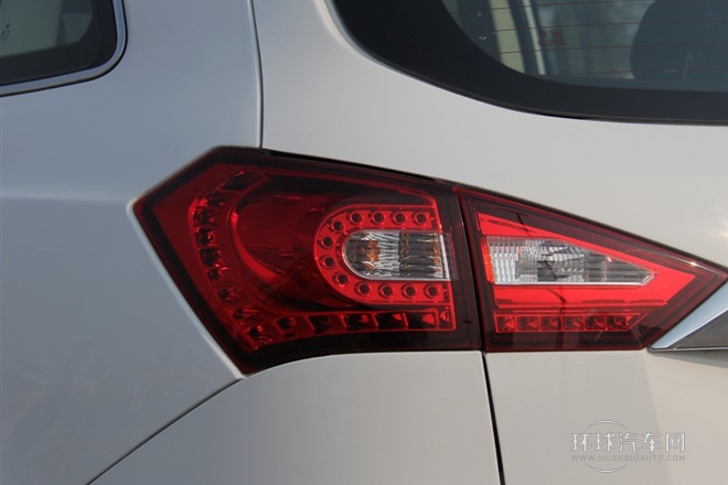 2014款 2.0T 手動(dòng)尊貴型