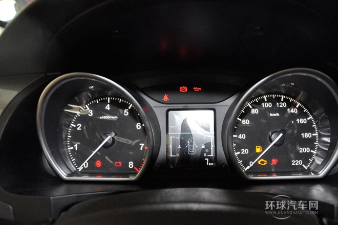 2014款 2.0T 手動尊貴型