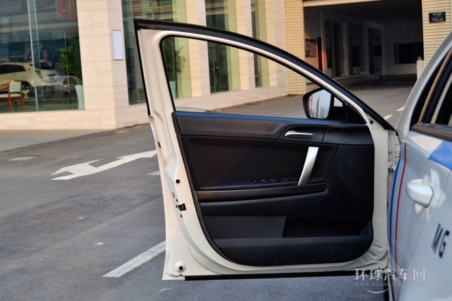 2013款 掀背 1.8L 自動精英版