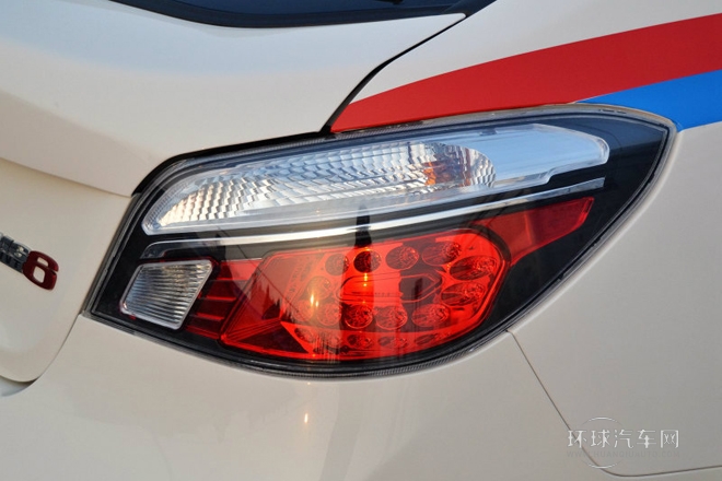 2013款 掀背 1.8L 自動精英版