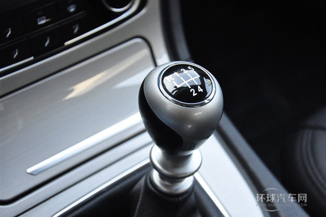 2014款 2.0T 自動豪華型