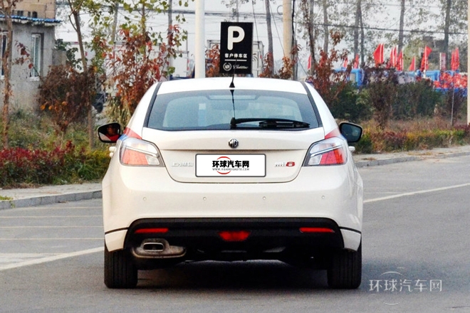 2013款 掀背 1.8L 自動精英版