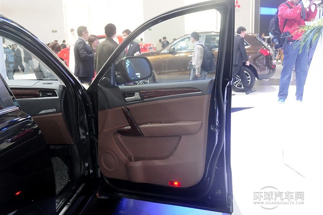 2014款 2.0T 自動(dòng)尊貴型