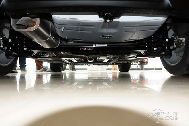 2013款 兩廂 1.6L 手動樂享型