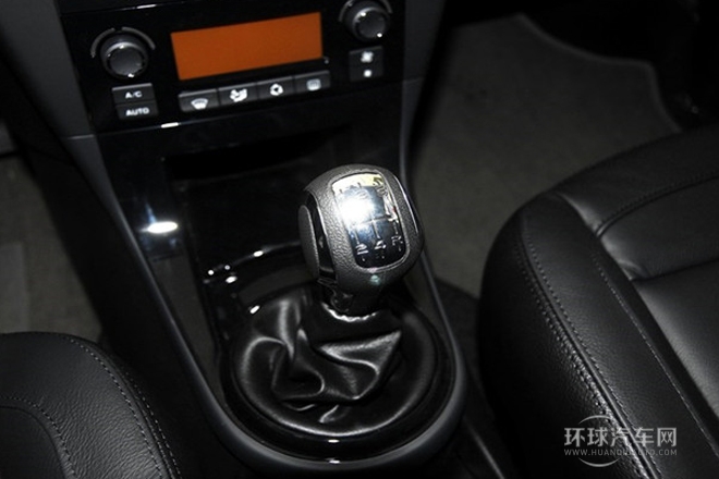 2013款 兩廂 1.6L 手動樂享型