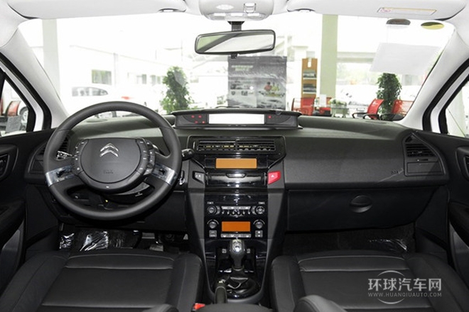 2013款 兩廂 1.6L 手動樂享型