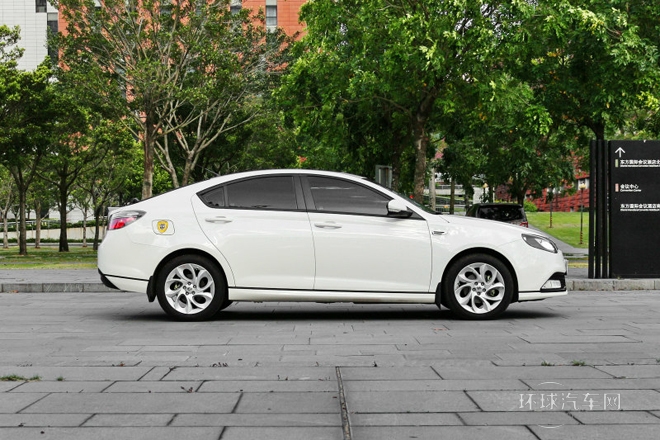 2013款 掀背 1.8T 自動(dòng)GT超值版