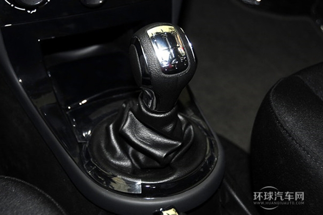 2013款 兩廂 1.6L 手動樂尚型