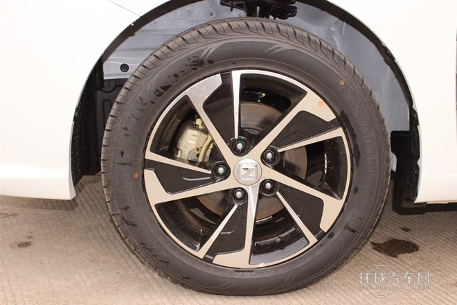 2014款 1.5L 新視界版手動(dòng)時(shí)尚型