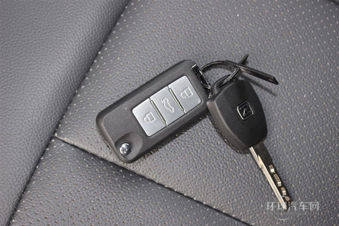 2014款 1.5L 新視界版手動時尚型