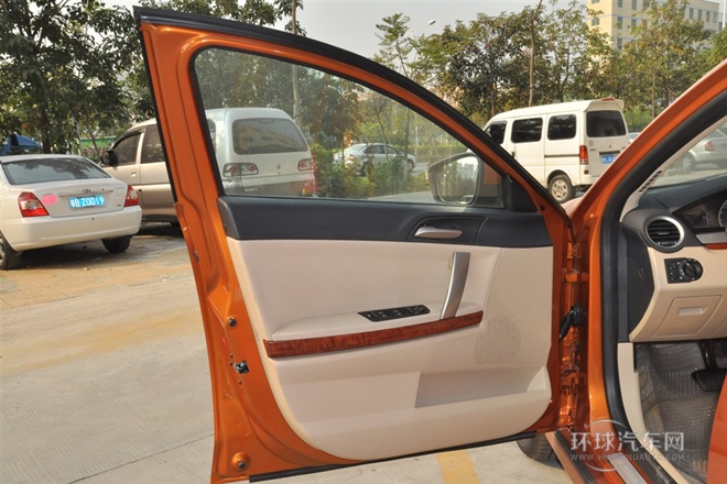 2013款 掀背 1.8T 自動(dòng)精英版