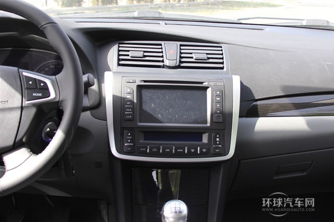 2014款 1.5L 新視界版手動豪華型