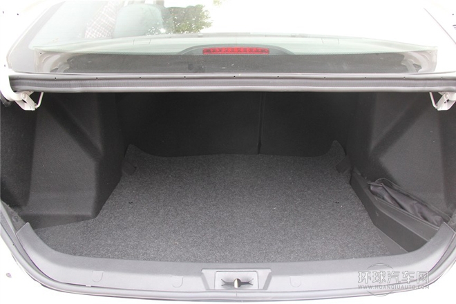 2014款 1.5L 新視界版手動(dòng)豪華型