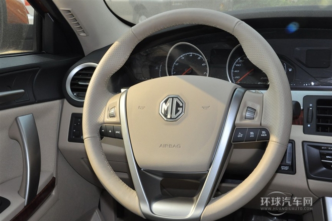 2013款 掀背 1.8T 自動精英版