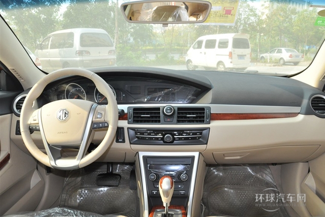 2013款 掀背 1.8T 自動精英版