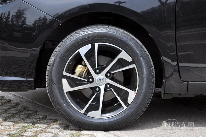 2014款 1.5L 新視界版手動尊貴型