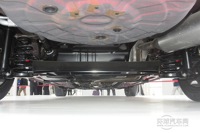 2014款 1.5L 新視界版手動(dòng)尊貴型