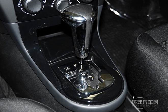 2013款 三廂 2.0L 自動品悅型