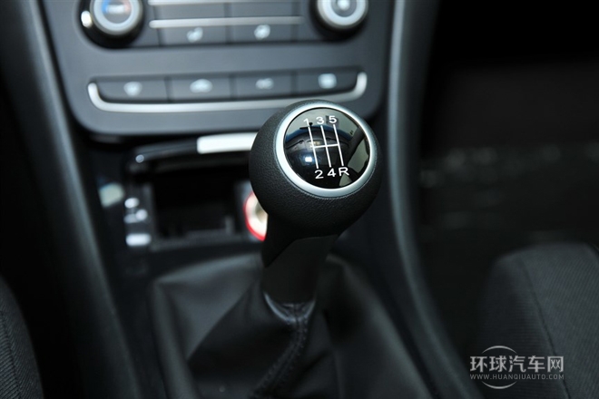 2014款 掀背 1.8L 手動(dòng)駕值版