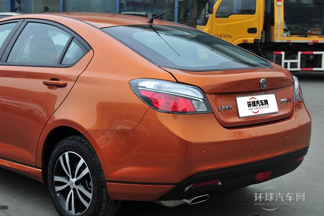 2014款 掀背 1.8L 手動駕值版