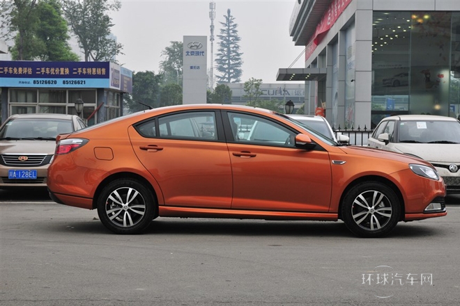 2014款 掀背 1.8L 手動駕值版