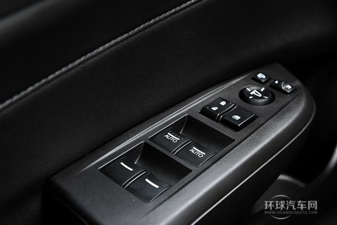 2013款 2.0L 精銳版