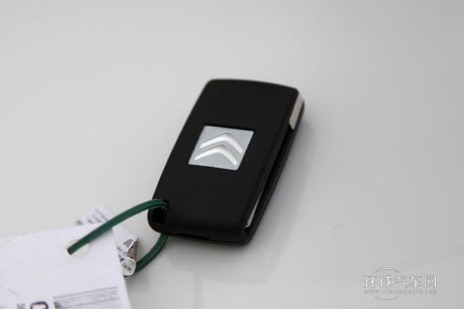 2013款 三廂 1.6L 自動品尚型