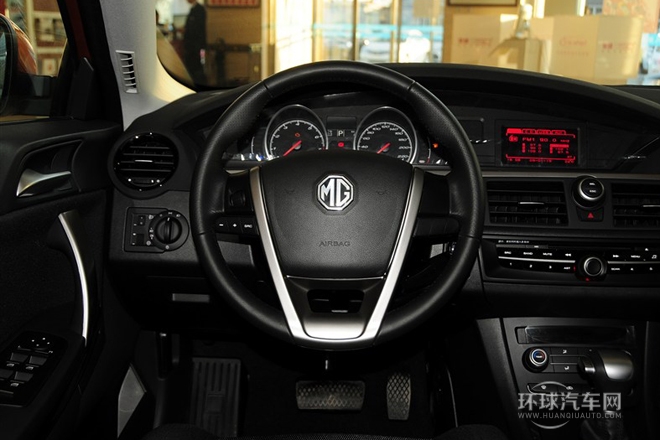 2014款 掀背 1.8L 自動(dòng)駕值版