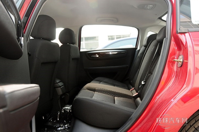 2013款 三廂 1.6L 手動品尚型