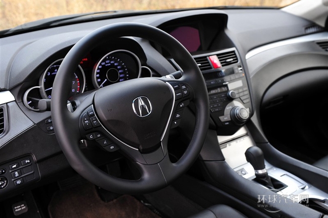 2012款 3.7 標(biāo)準(zhǔn)版