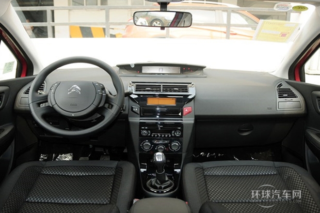 2013款 三廂 1.6L 手動品尚型