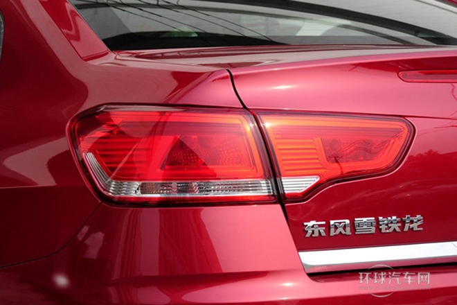 2013款 三廂 1.6L 手動(dòng)品尚型