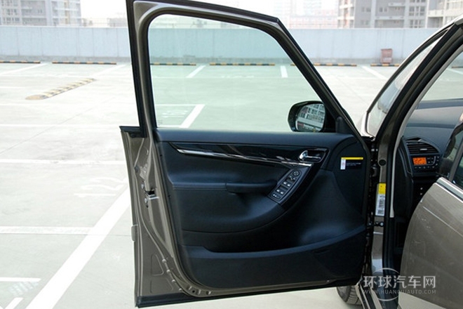 2009款 Grand 2.0L 豪華型