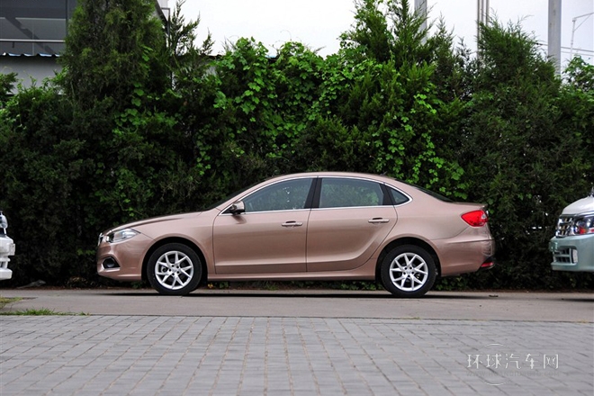 2014款 1.5T 自動豪華型